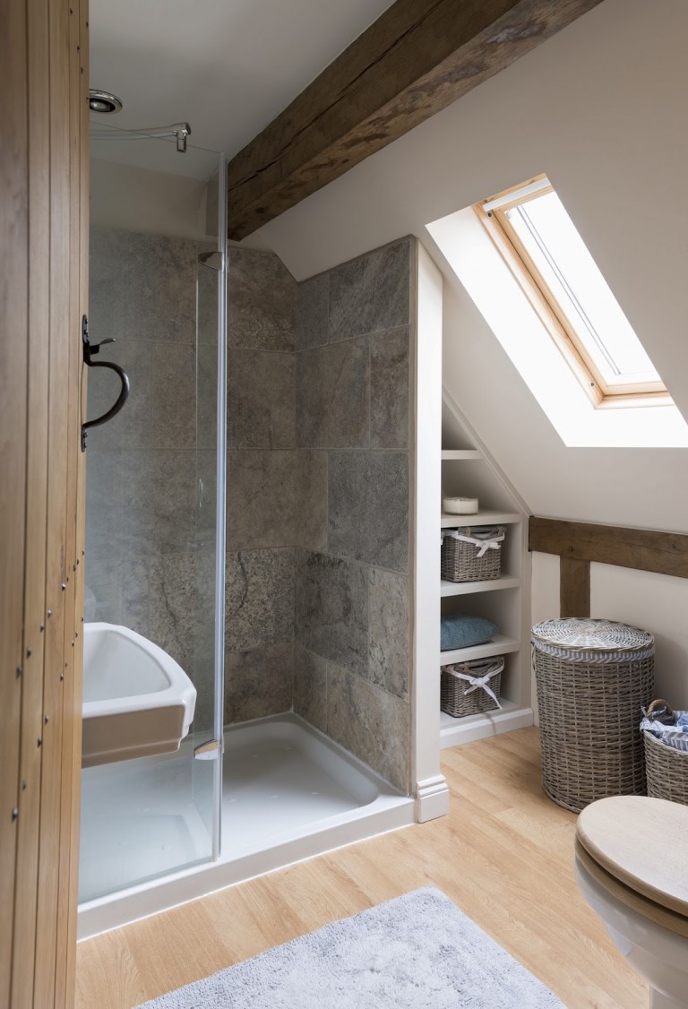 Bagno con doccia